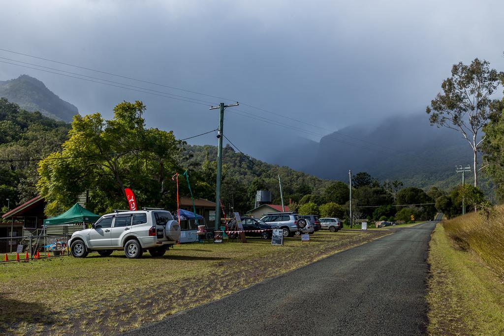 Lamington Christmas Creek Cafe & Cabins מראה חיצוני תמונה