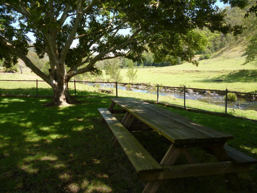 Lamington Christmas Creek Cafe & Cabins מראה חיצוני תמונה