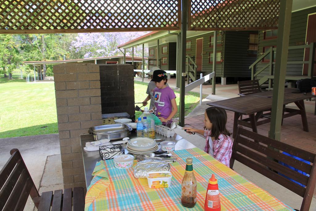 Lamington Christmas Creek Cafe & Cabins חדר תמונה