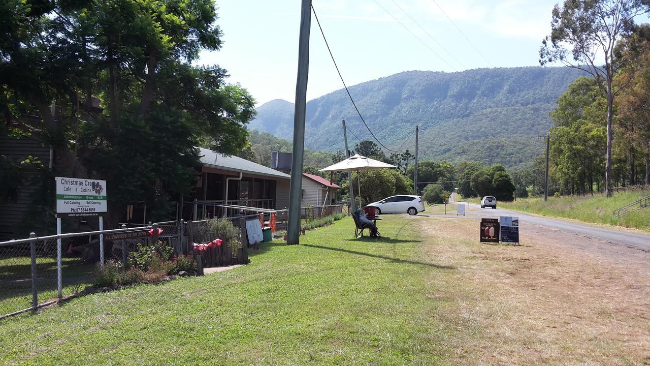 Lamington Christmas Creek Cafe & Cabins מראה חיצוני תמונה