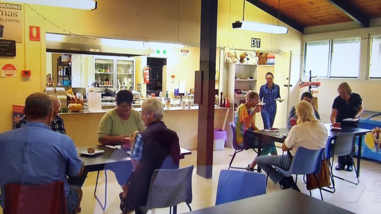 Lamington Christmas Creek Cafe & Cabins מראה חיצוני תמונה