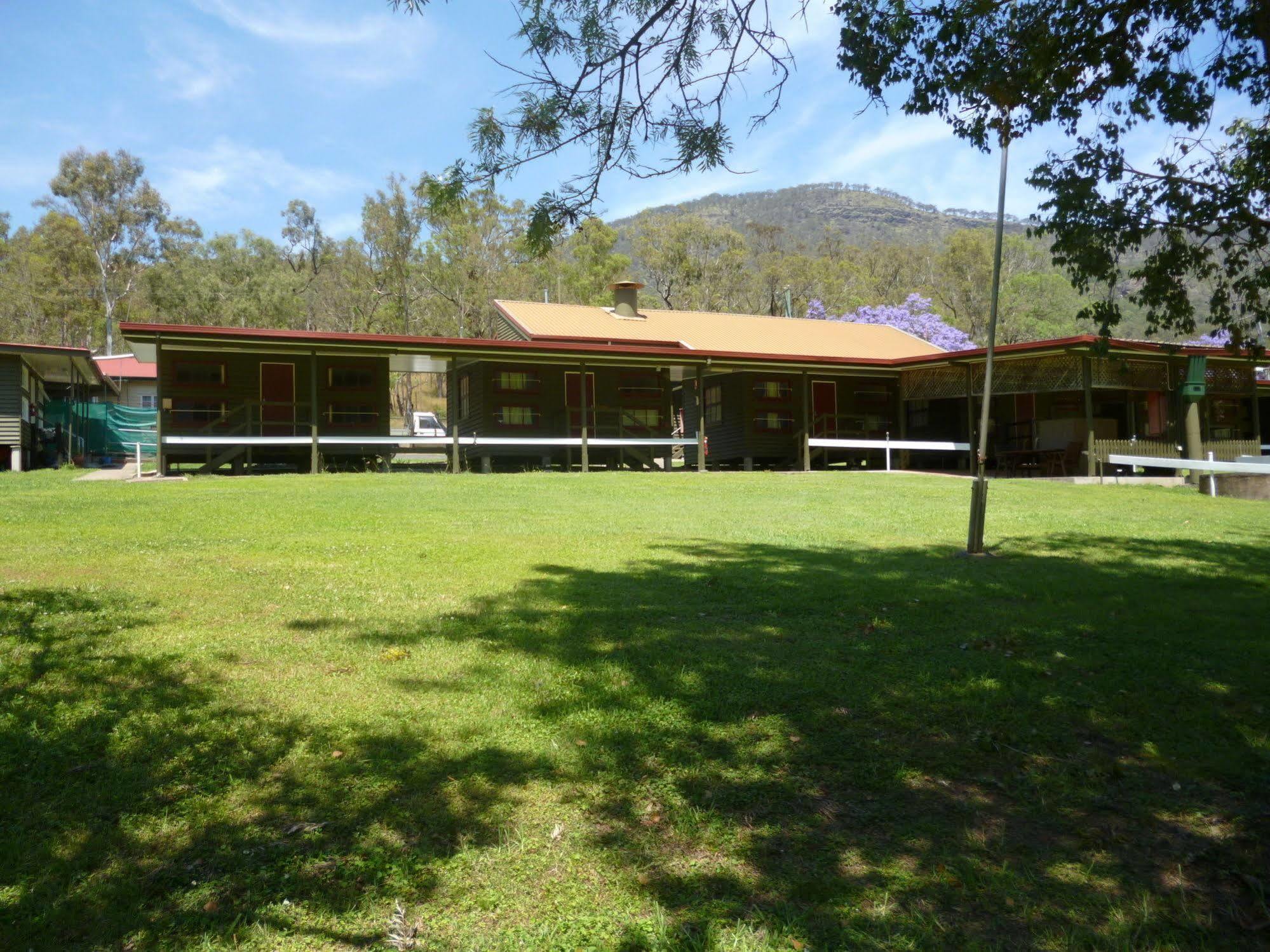 Lamington Christmas Creek Cafe & Cabins מראה חיצוני תמונה