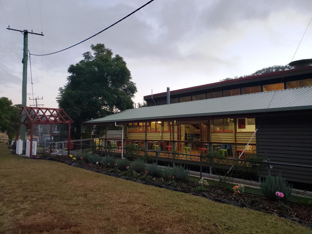 Lamington Christmas Creek Cafe & Cabins מראה חיצוני תמונה