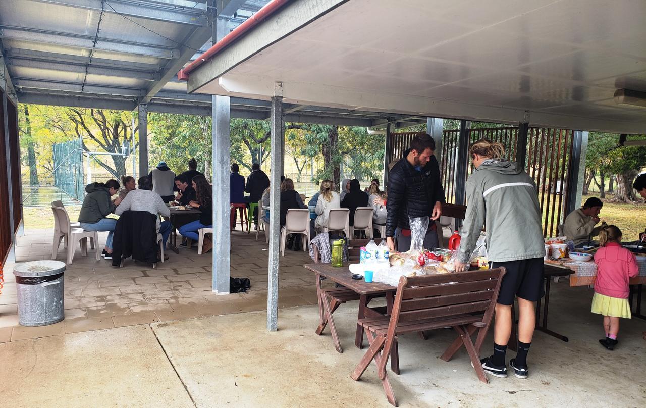 Lamington Christmas Creek Cafe & Cabins מראה חיצוני תמונה